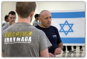 WELCOME IN EVOLUTION KRAV MAGA - EVOLUTION KRAV MAGA